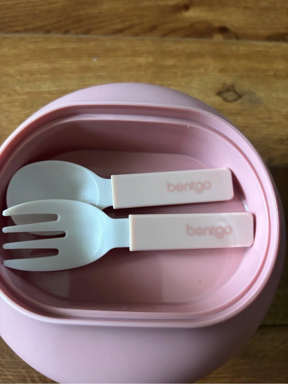 Bentgo pink lunch kit